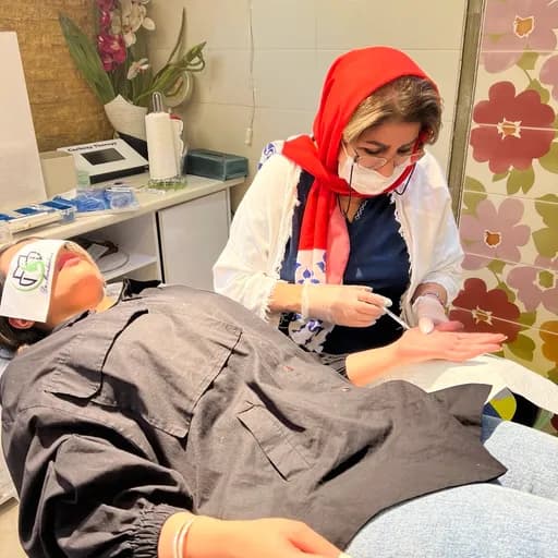 بوتاکس تعریق کف دست